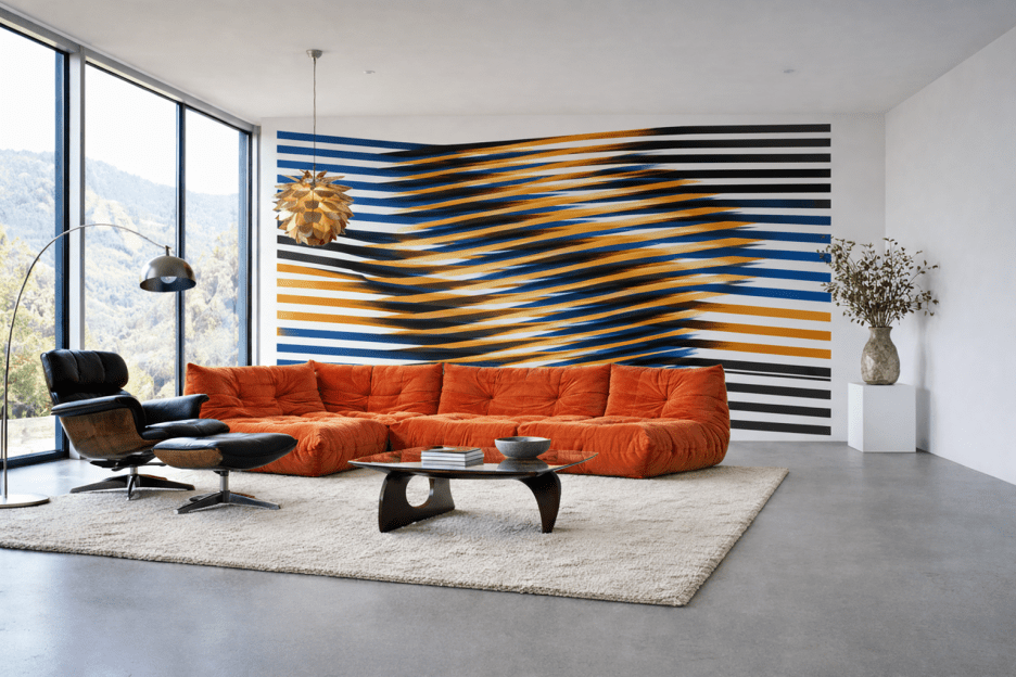 Echoing Stripes